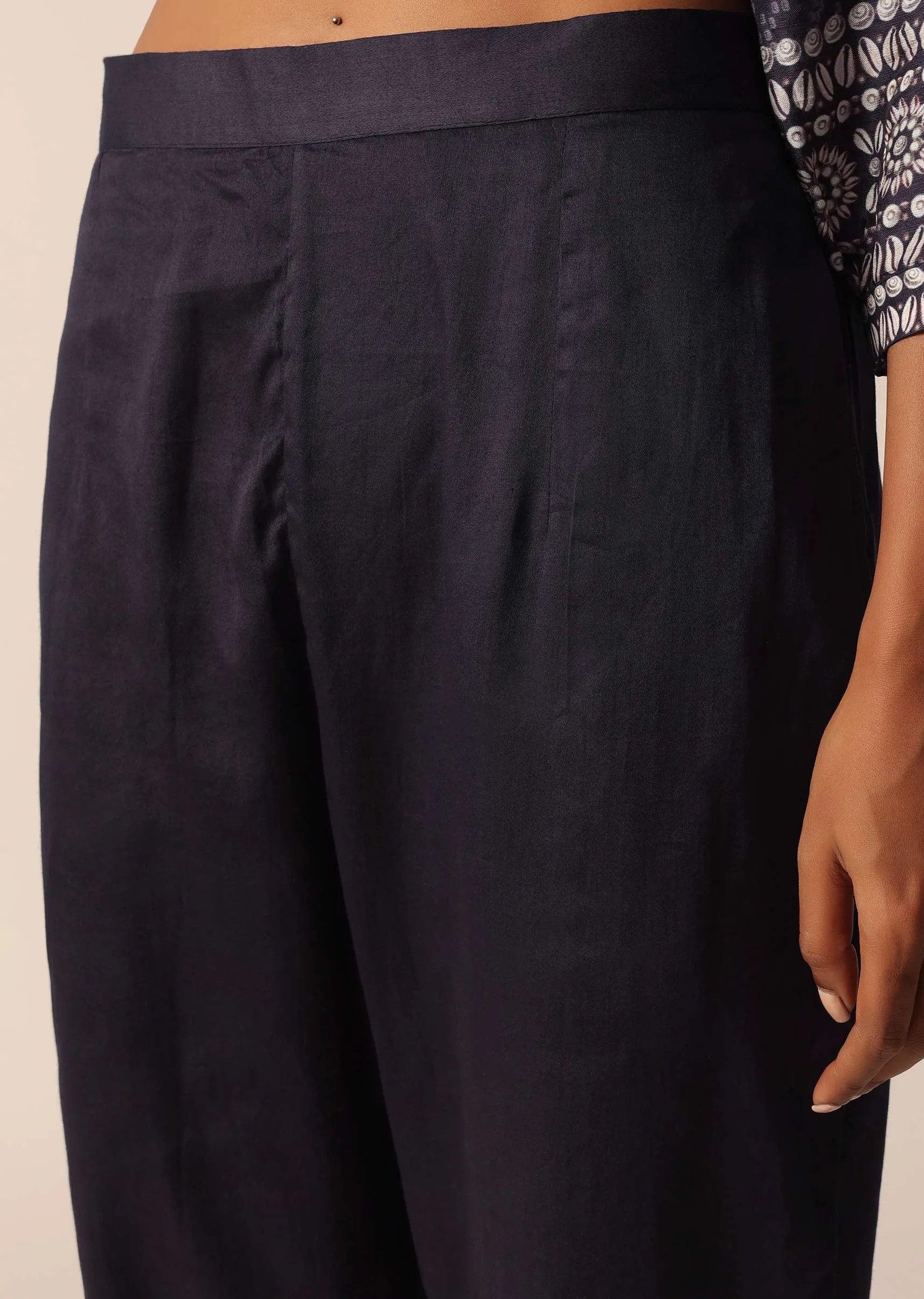 Black Printed Kurta And Pant Set With Sequin Work